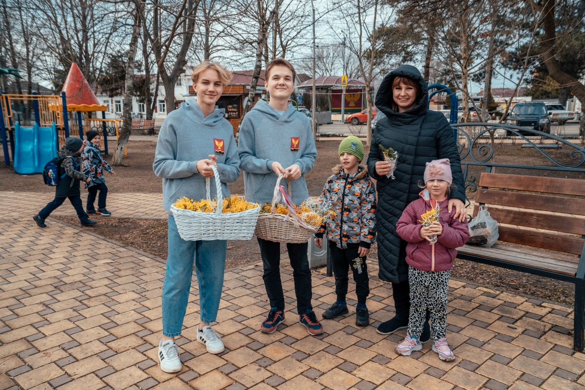 Акция к международному женскому дню - 